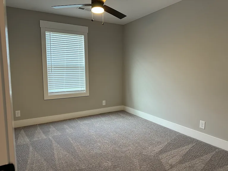 201 Jonathan Wade Cir — Photo 15