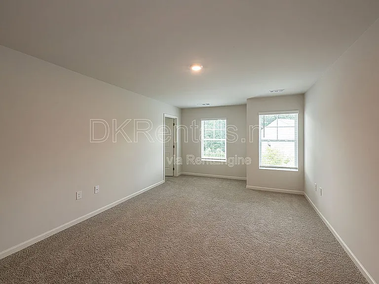 3031 Greyton Dr — Photo 12