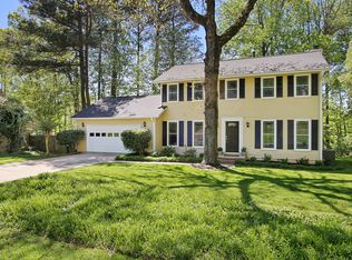 150 Laurel Mill Ct, Roswell, GA 30076
