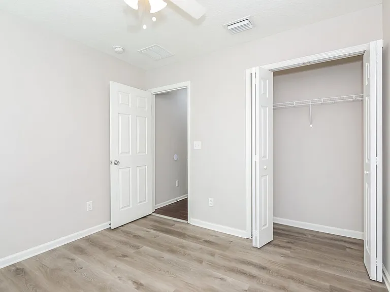 1329 Biscayne Grove Ln — Photo 14