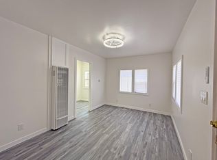 1016 E Ventura St, Santa Paula, CA 93060