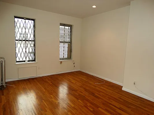 Rented by Keller Williams NYC | media 14