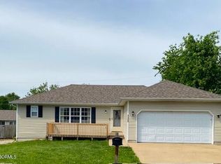 1125 Tyler Dr, Lebanon, MO 65536