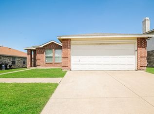 508 Nuffield Ln, Crowley, TX 76036