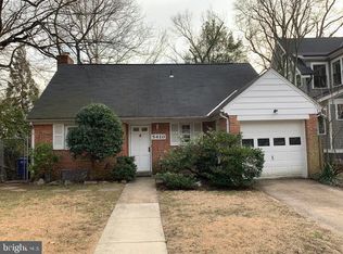 5410 Hawthorne Pl NW, Washington, DC 20016