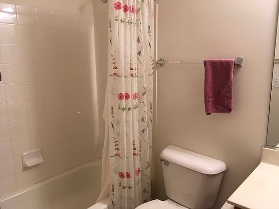 5th image of 2213 Stoughton Dr #2213