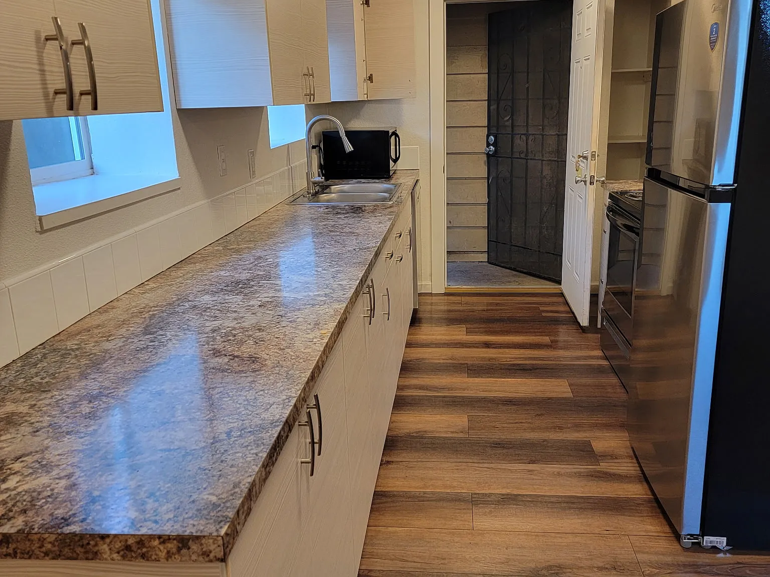 1 bed, 750 sqft, $1,895 — Photo 1