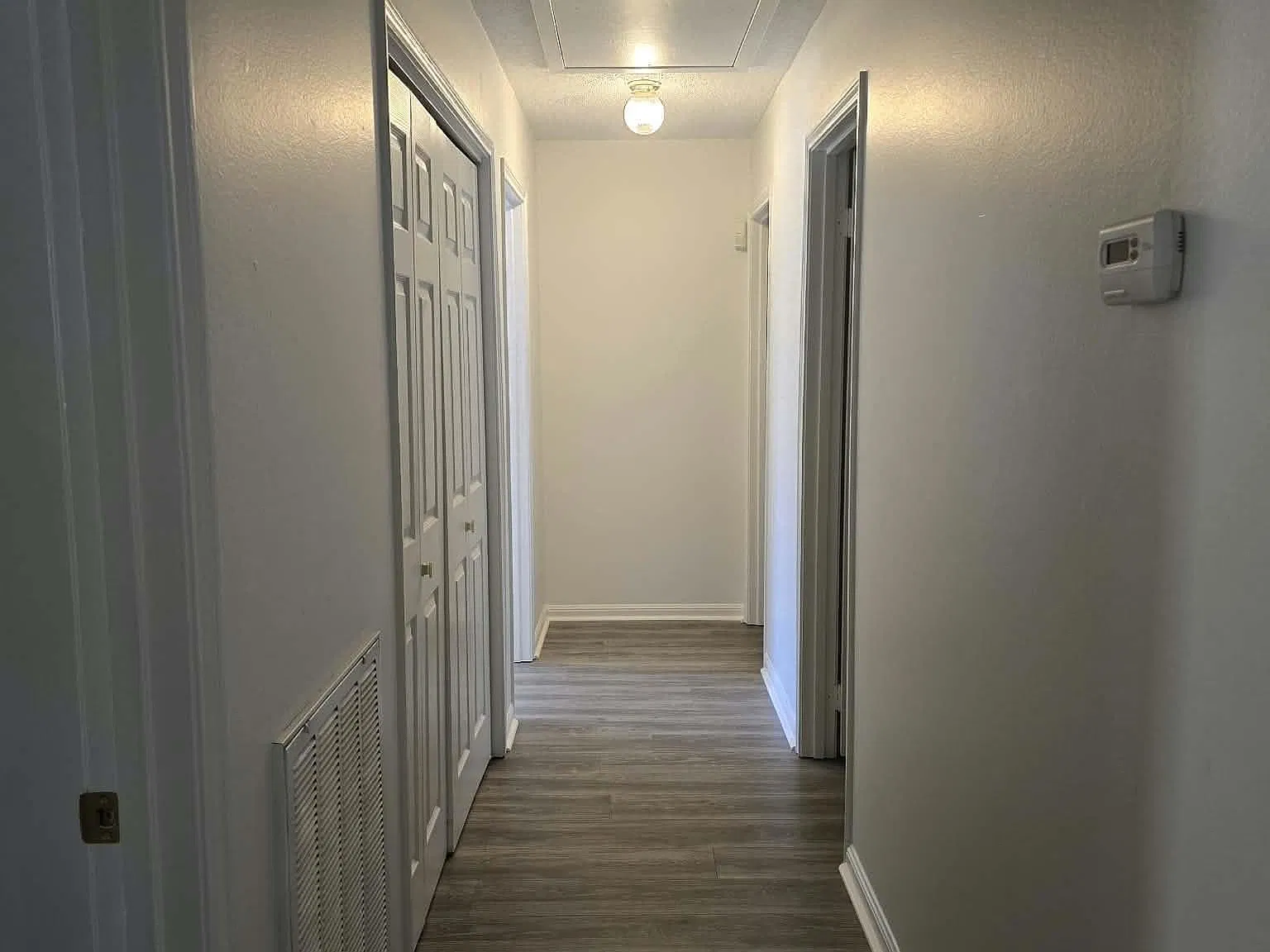 3 bed, 2078 sqft, $2,600 — Photo 4