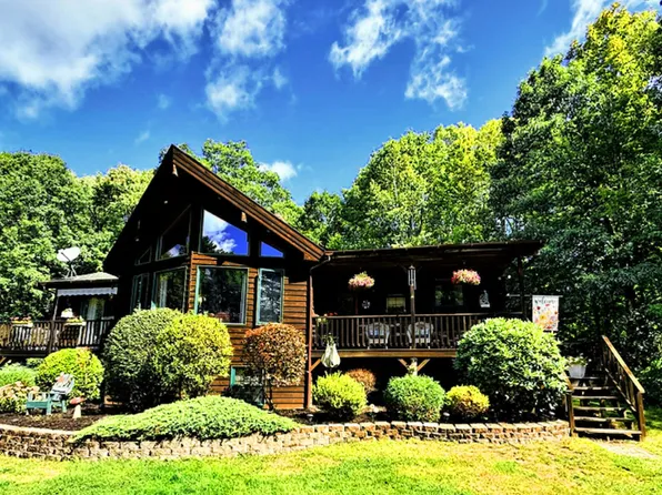 555 Hinckley Road, Clinton, ME 04927