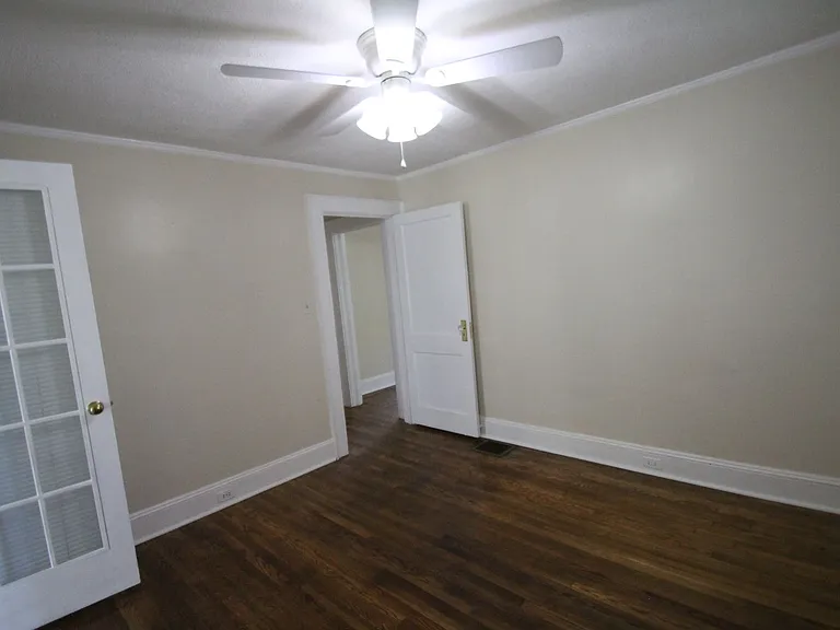 1004 Anderson Rd S — Photo 28