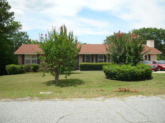 1st image of 5555 Glenview Dr