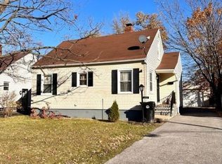 3843 Strandhill Rd, Cleveland, OH 44128