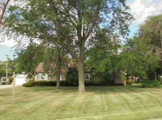 1383 N A Burch Dr, Bourbonnais, IL 60914