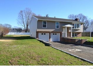 95 Stadley Rough Rd, Danbury, CT 06811