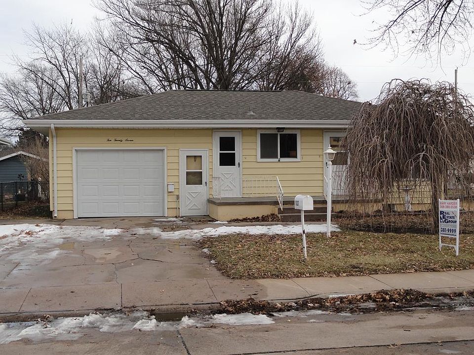 1st image of 1027 Sherman Ave