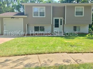 11638 Mimeaux Dr, Saint Louis, MO 63138