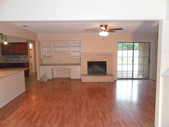 3rd image of 13611 Rolling Hills Ln