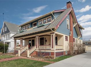 1565 Grace Ave, Lakewood, OH 44107