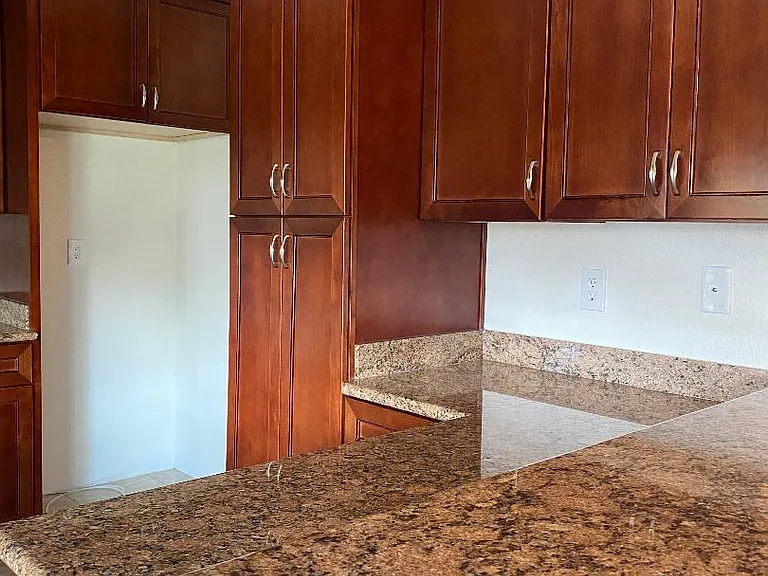 2825 Rhett Ct — Photo 4