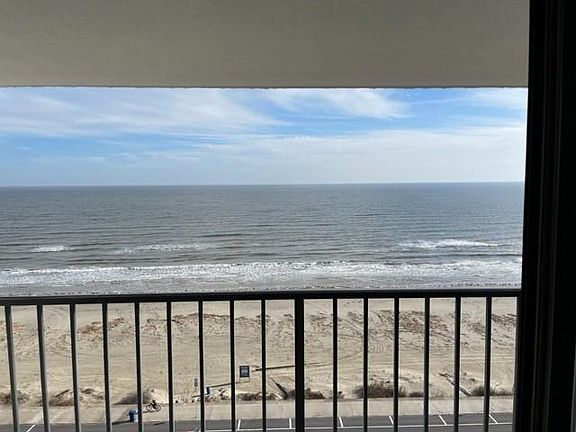 2nd image of 7310 Seawall Blvd APT 1105