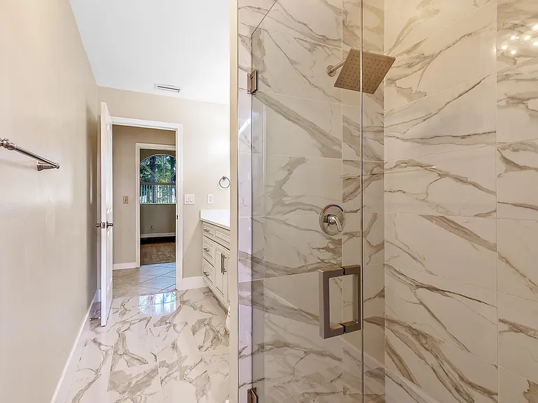 6051 NW 60th Ave — Photo 18