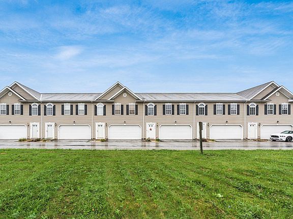 4th image of 2738 McHenry Dr