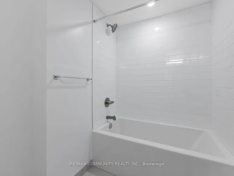 319 Jarvis St N #3308 — Photo 24
