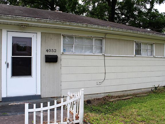2nd image of 4052 Curundu Ave