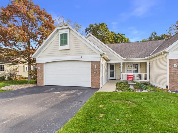 481 Timberlake Dr E, Holland, MI 49424