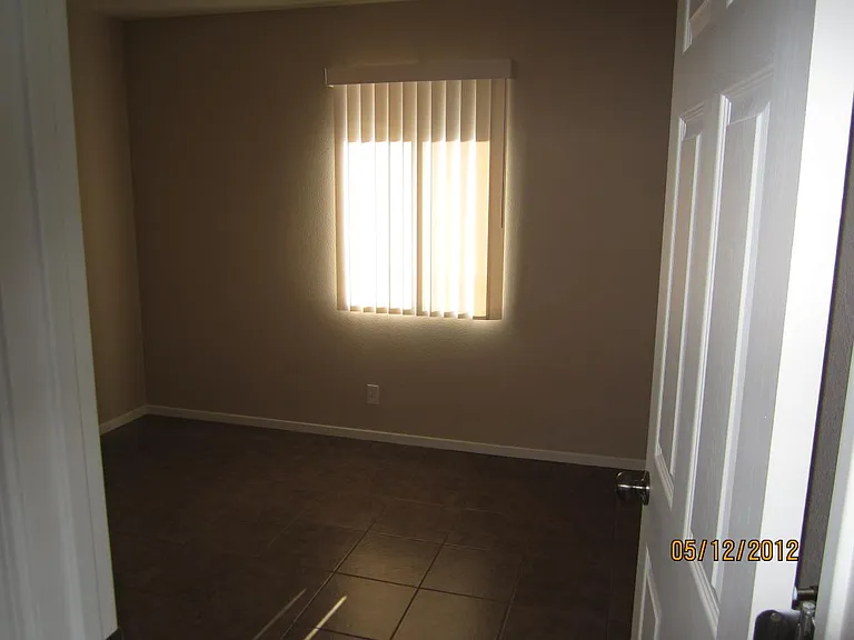 4162 Canal St — Photo 12