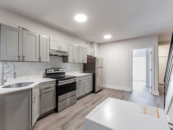 3rd image of 3436 Hartville St #19