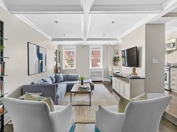 75 Bank St APT 3K, New York, NY 10014