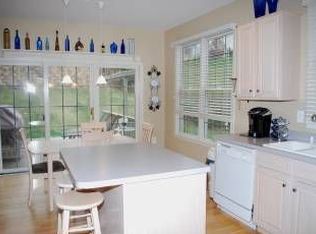 965 Garlington Cir, West Chester, PA 19380