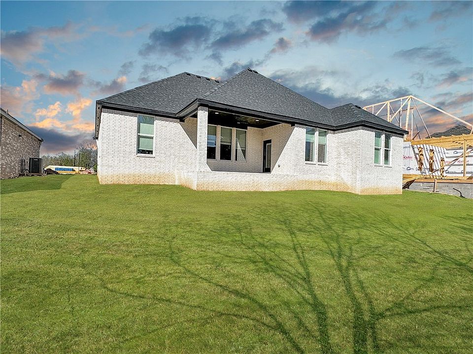 2nd image of 3534 E Greystone Dr