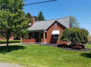 2 2nd Ave, Burgettstown, PA 15021