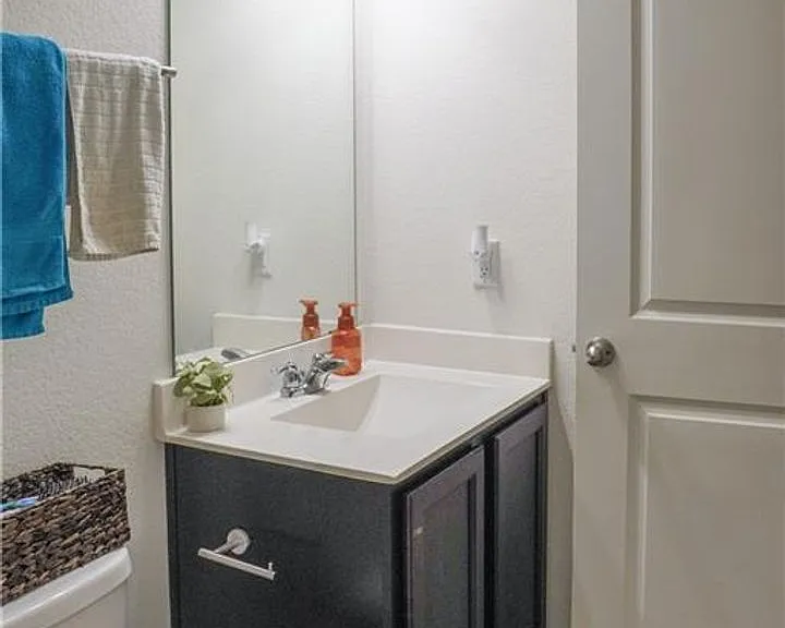 13905 Charles Abraham Way — Photo 12