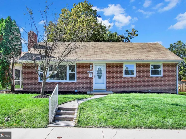 36 Pennsylvania Ave, Littlestown, PA 17340