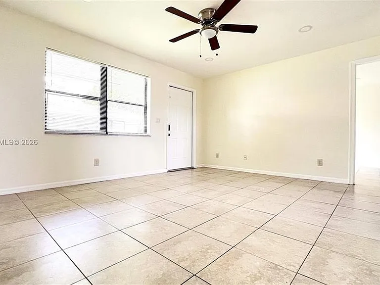 5914 Taylor St #12 — Photo 7
