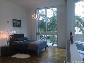 3rd image of 480 NE 30th St #L104