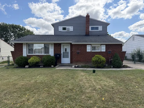 6475 Sandfield Dr, Brookpark, OH 44142