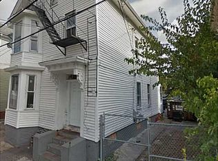 156 Parade St, Providence, RI 02907