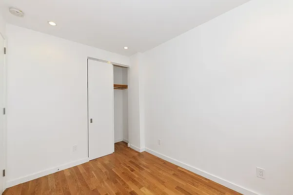 Rented by Aether Property Group | media 14