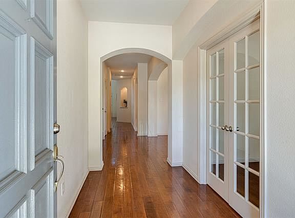 3rd image of 4981 Grinstein Dr