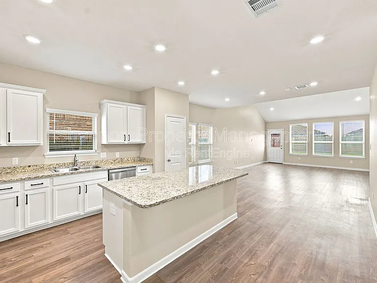 32311 Melbrooke Dr — Photo 11