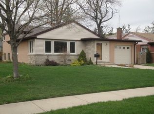 104 S Can Dota Ave, Mount Prospect, IL 60056