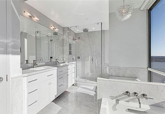 3rd image of 635 W 42nd St APT 10G