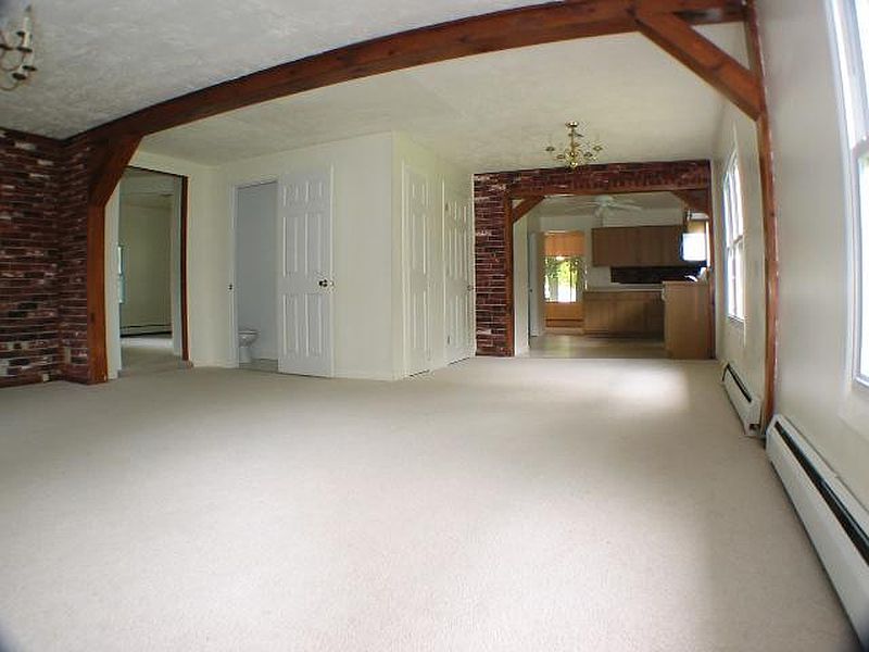 5th image of 41 FLIEGEL Avenue