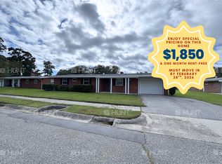 241 Birch Rd, Beaufort, SC 29906