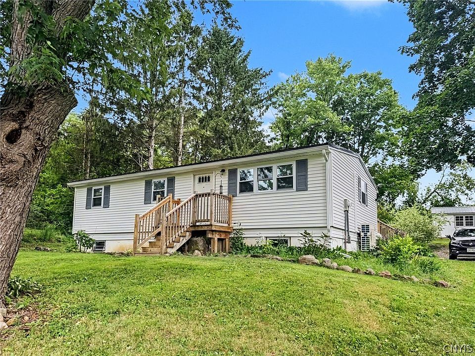 1st image of 123 Hillcrest Dr