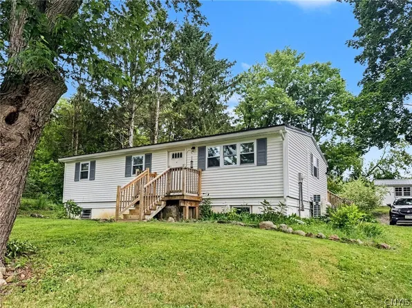 123 Hillcrest Dr, Groton, NY 13073